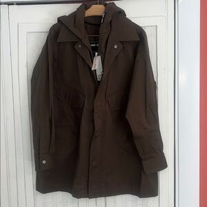 NEW WE-AR4 hooded trench in olive size small
